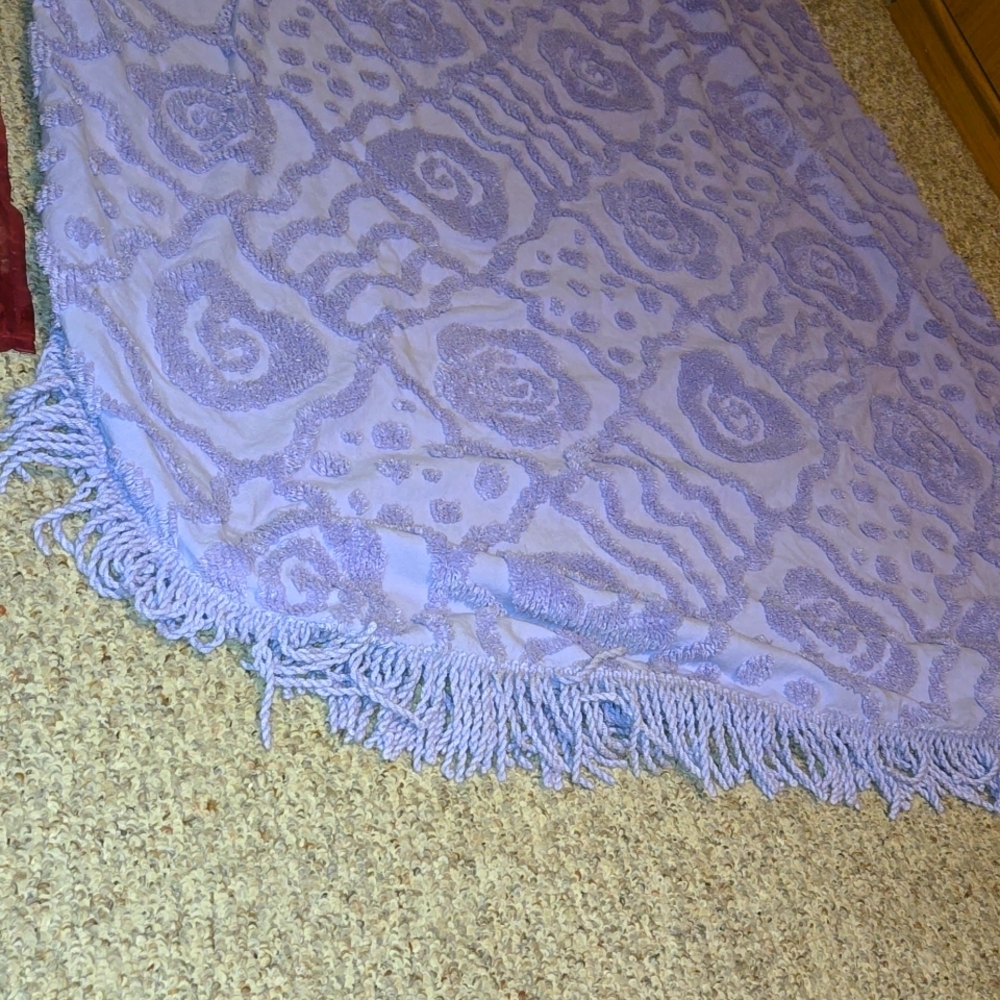LILAC CHENILLE Oversized VINTAGE king BEDSPREAD 100% COTTON VNVC
